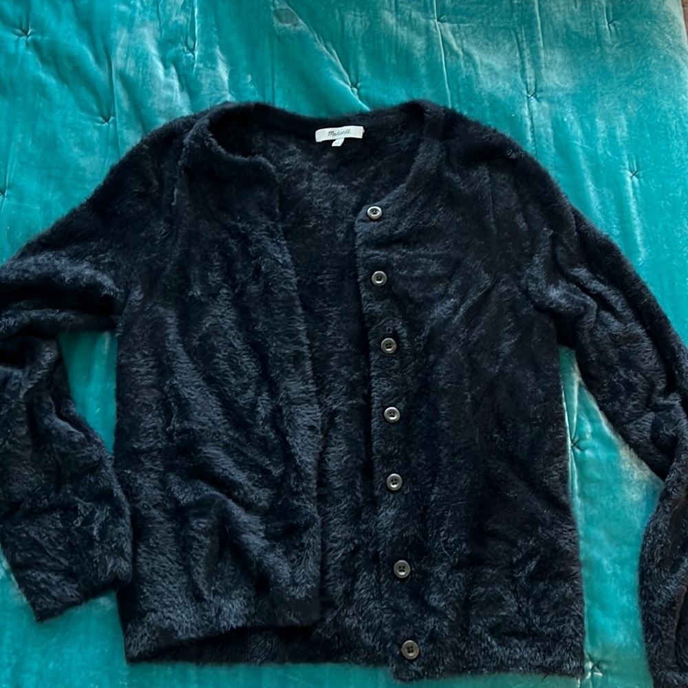 Madewell Hewitt Cardigan Sweater in True Black - size L